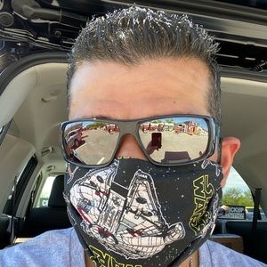 Meet your Posher, Eric